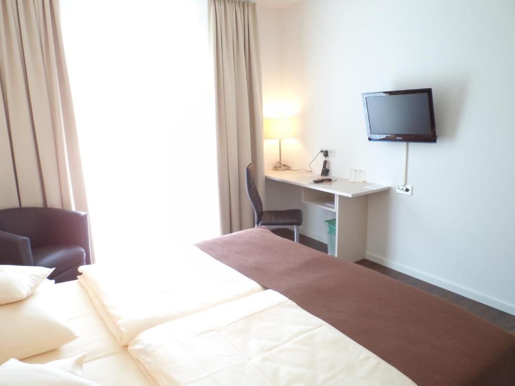 Das Neue Hotel Am Park Frondenberg Room photo